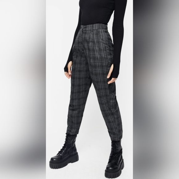 Disturbia Pants - Disturbia Lilin Tapered Trousers